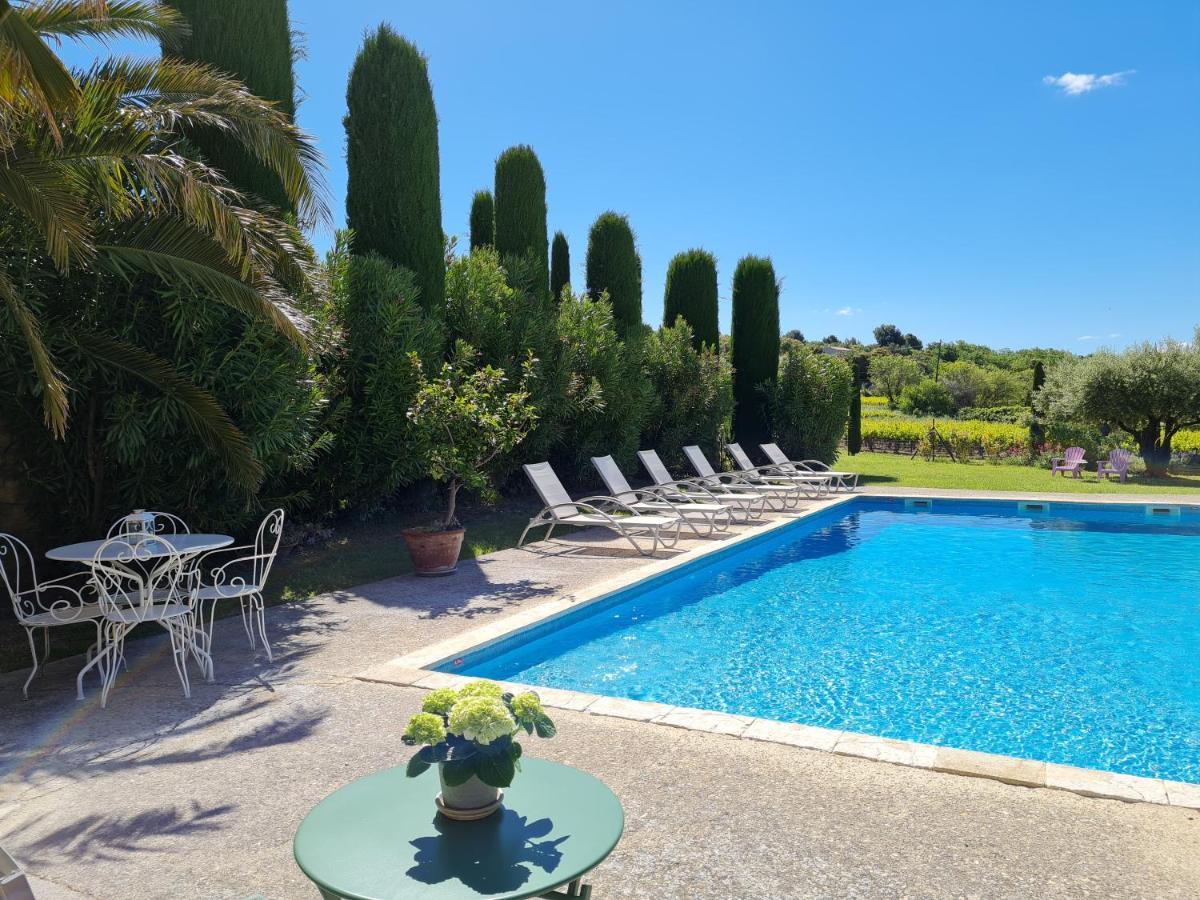 Hotel Domaine La Condamine Crillon-le-Brave Esterno foto